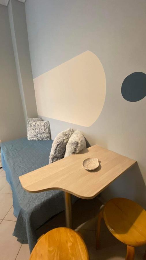 Cozy Minimal Apartment Pireu Exterior foto