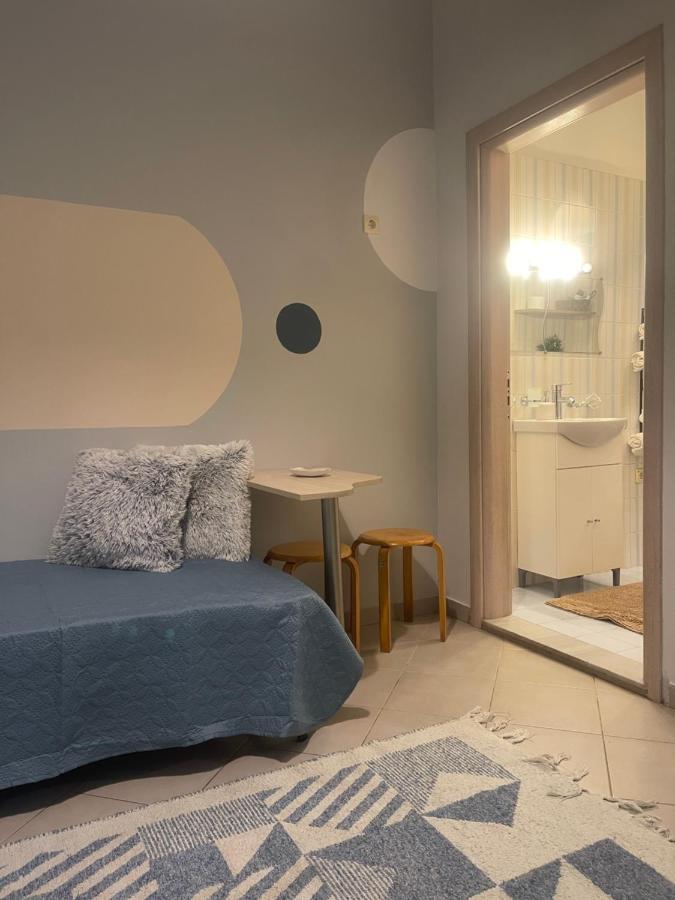 Cozy Minimal Apartment Pireu Exterior foto